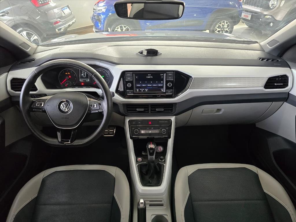 VOLKSWAGEN T-Cross - Foto