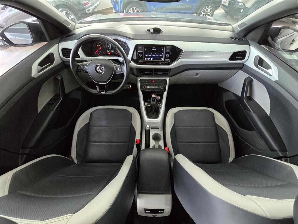 VOLKSWAGEN T-Cross - Foto