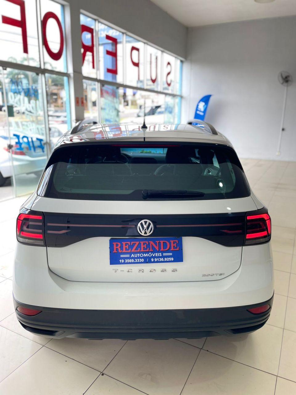 VOLKSWAGEN T-Cross - Foto