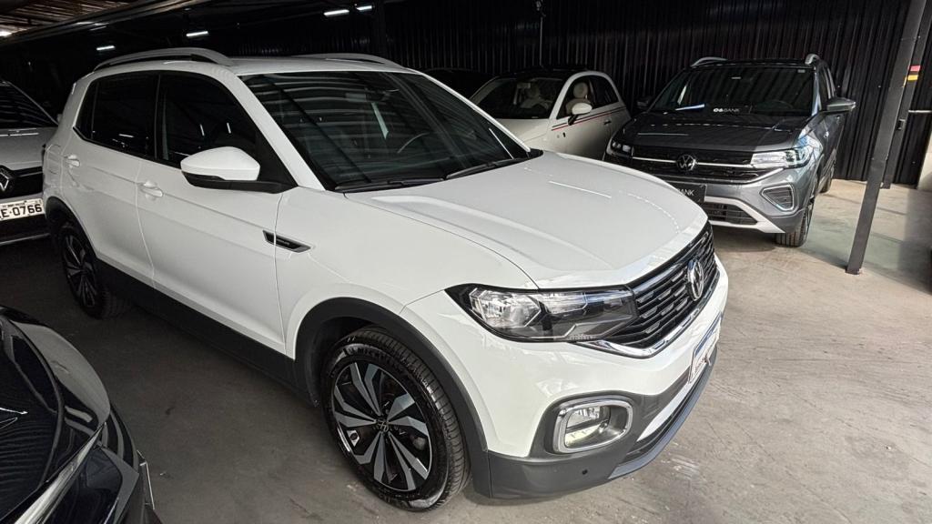 VOLKSWAGEN T-Cross - Foto