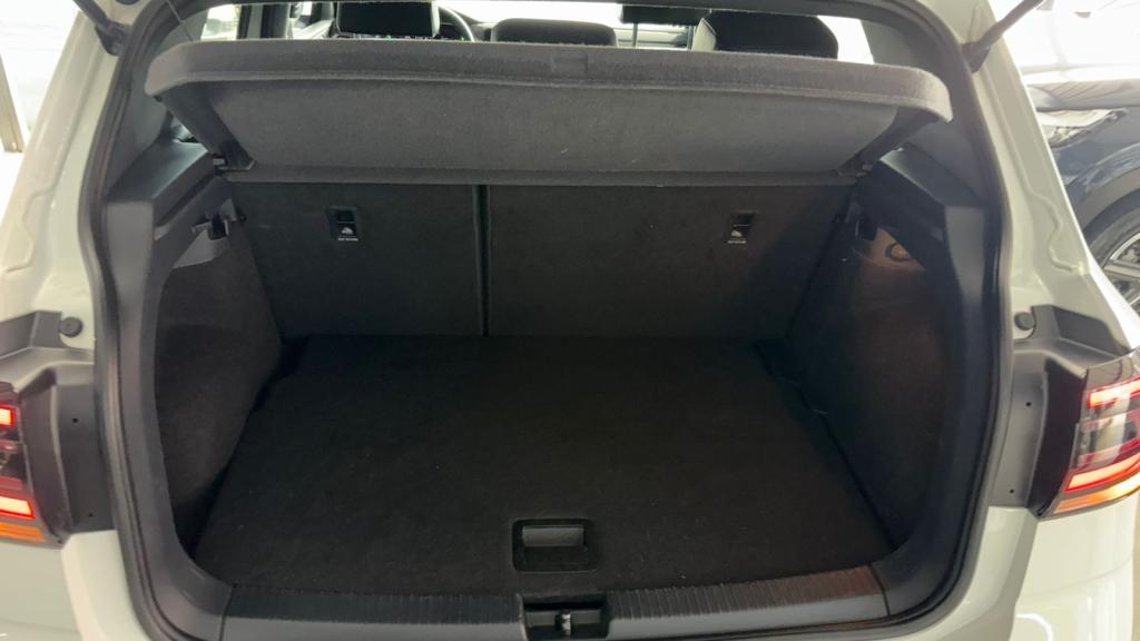 VOLKSWAGEN T-Cross - Foto