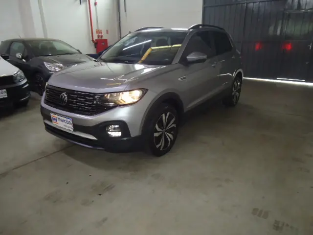 VOLKSWAGEN T-Cross - Foto