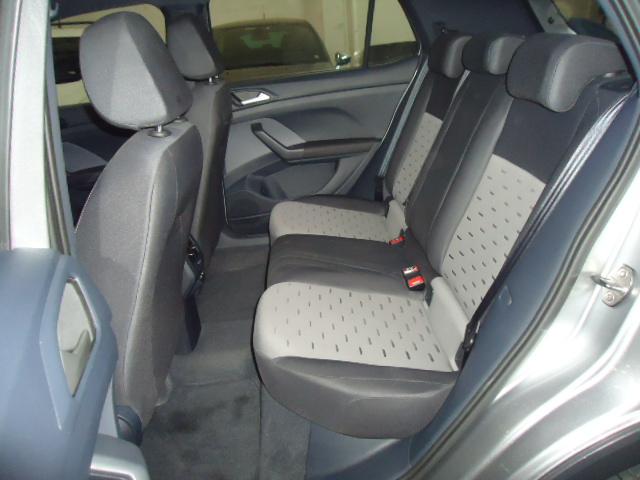 VOLKSWAGEN T-Cross - Foto