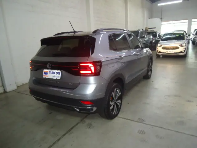 VOLKSWAGEN T-Cross - Foto