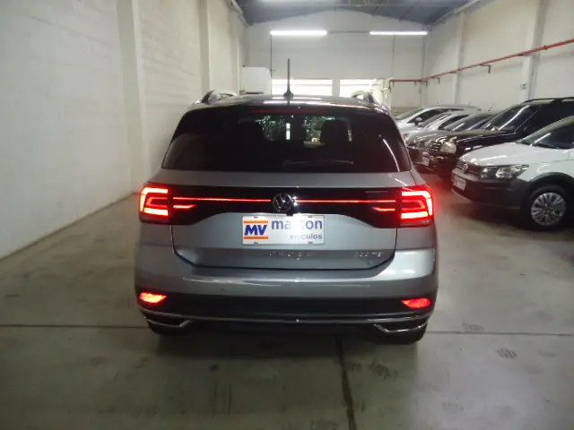 VOLKSWAGEN T-Cross - Foto