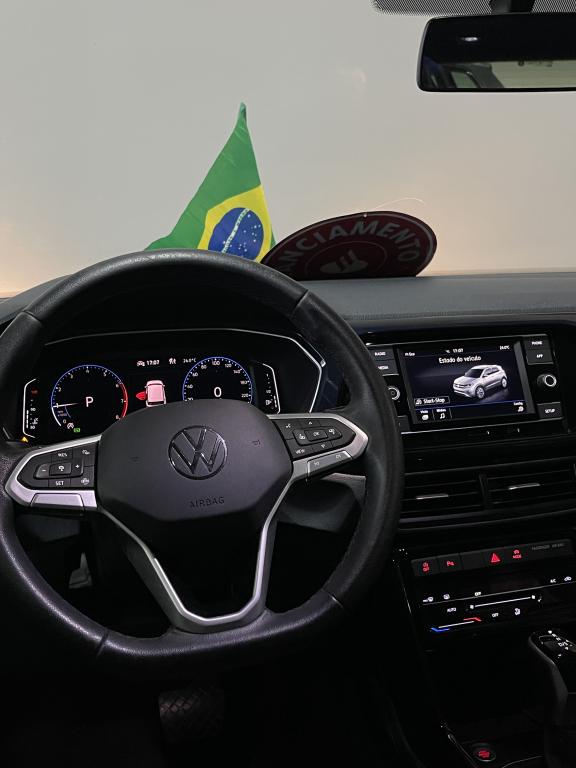 VOLKSWAGEN T-Cross - Foto