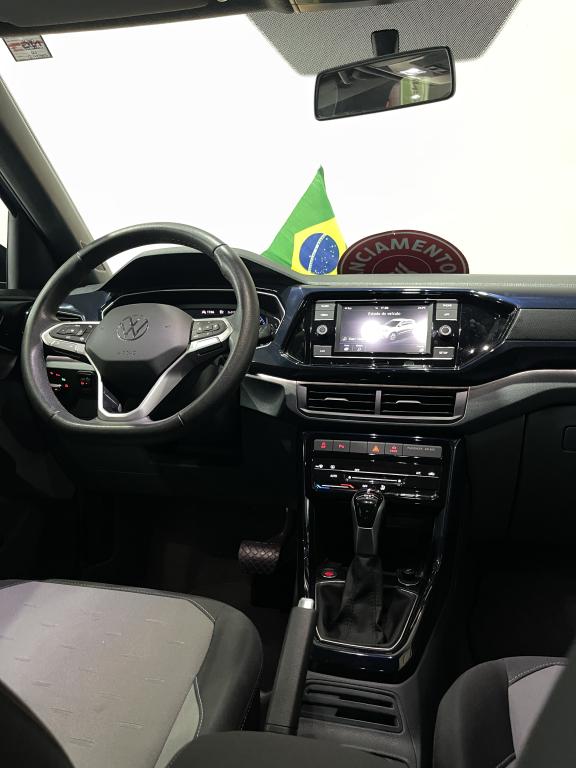 VOLKSWAGEN T-Cross - Foto