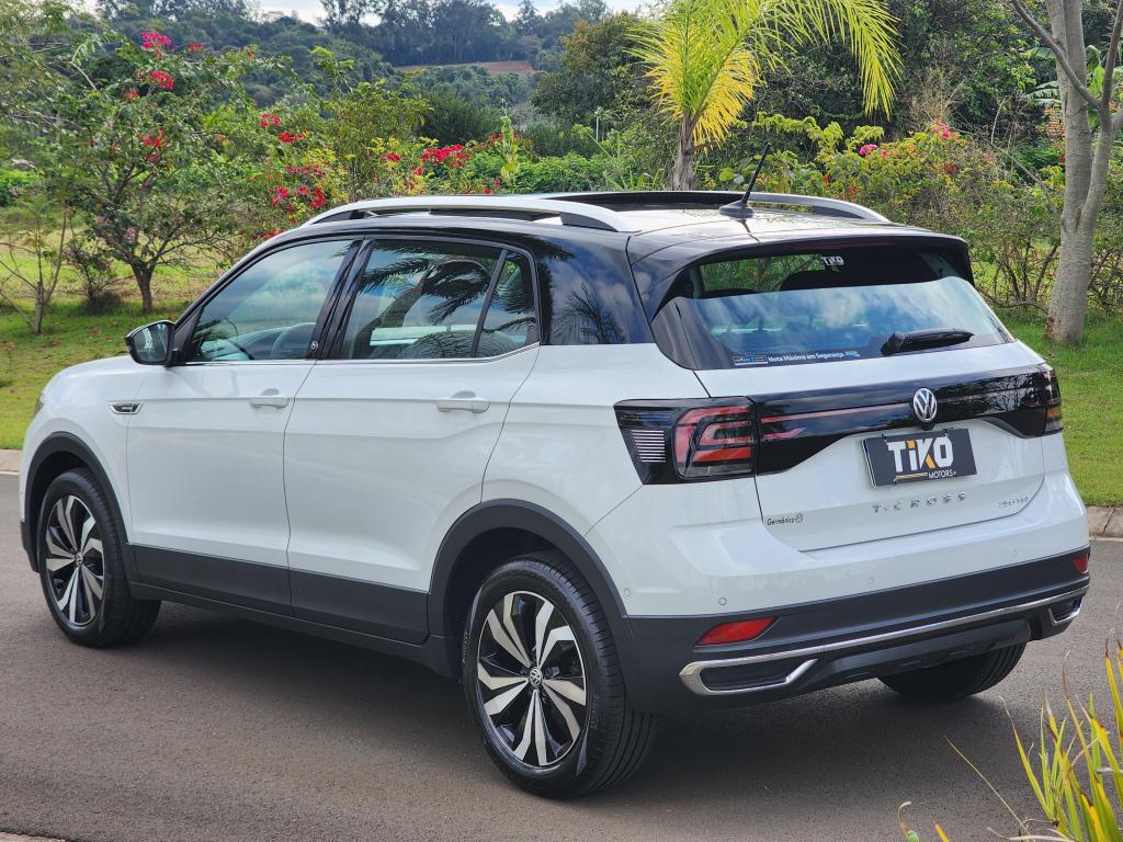 VOLKSWAGEN T-Cross - Foto