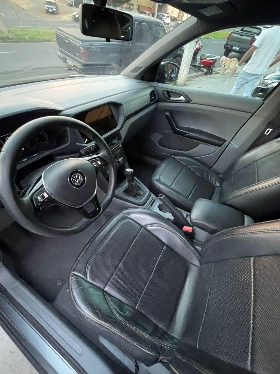 VOLKSWAGEN T-Cross - Foto