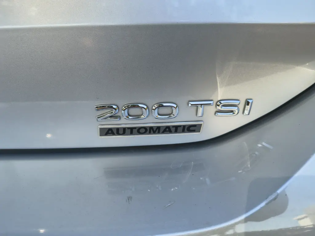 VOLKSWAGEN T-Cross - Foto