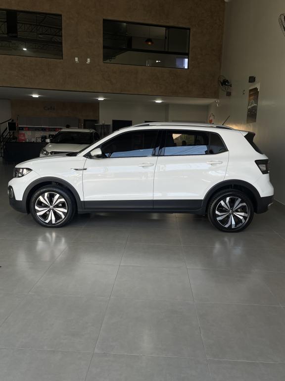 VOLKSWAGEN T-Cross - Foto