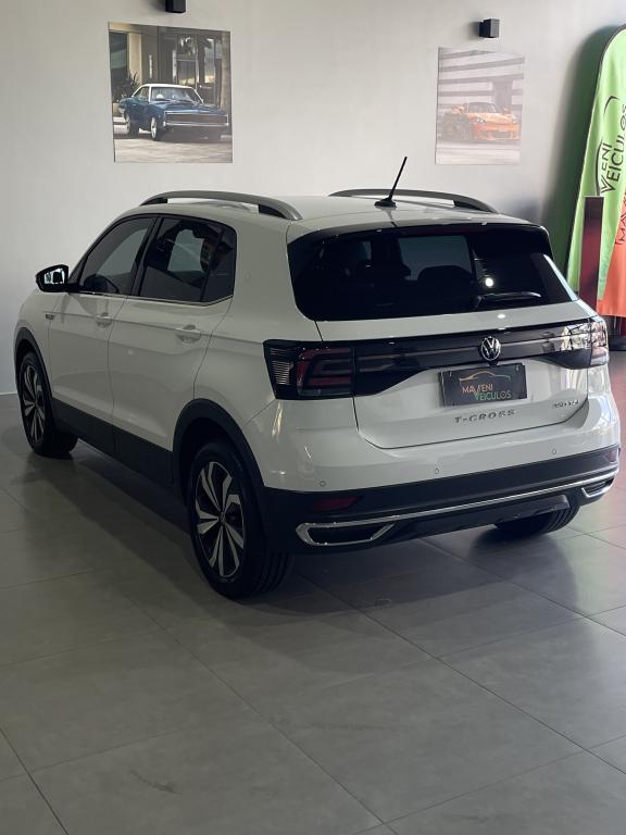 VOLKSWAGEN T-Cross - Foto