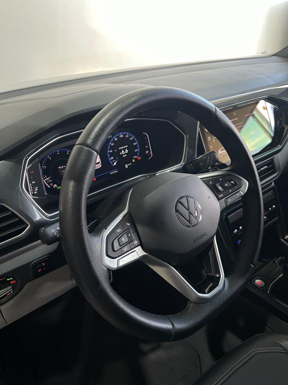 VOLKSWAGEN T-Cross - Foto