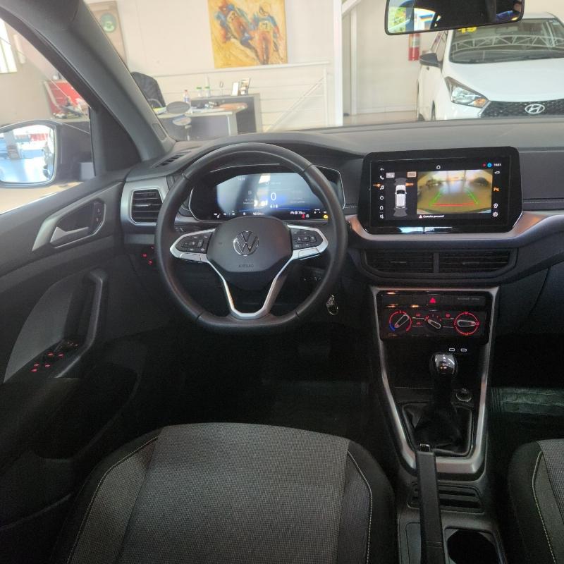 VOLKSWAGEN T-Cross - Foto