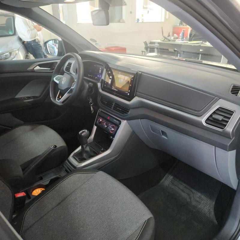VOLKSWAGEN T-Cross - Foto
