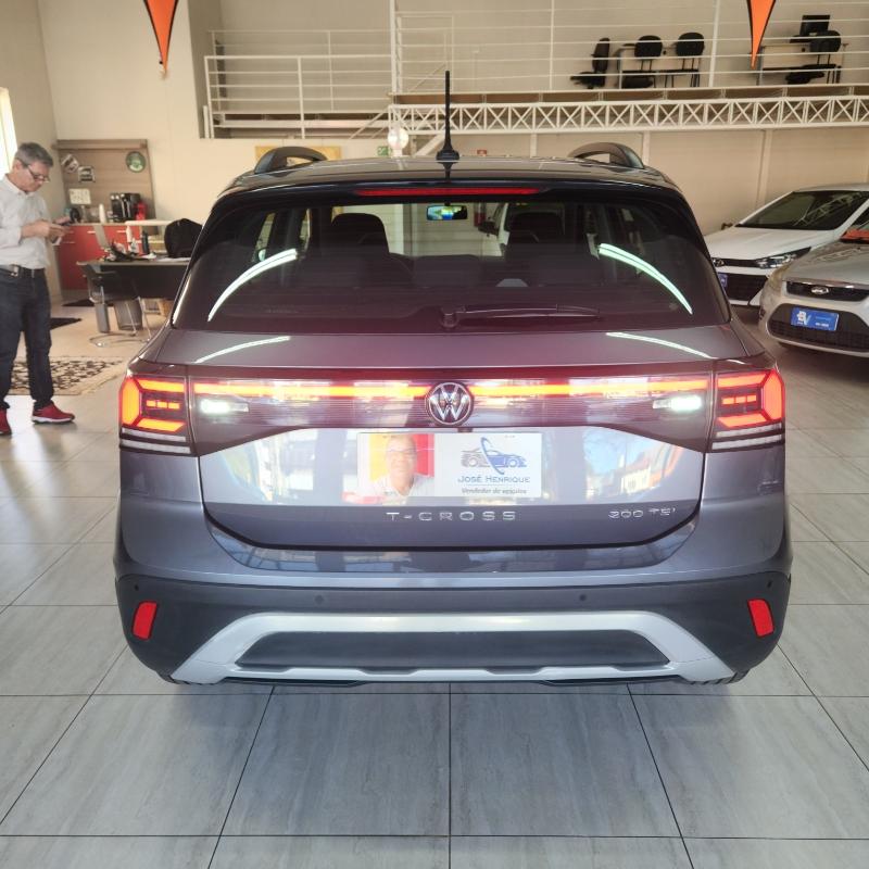 VOLKSWAGEN T-Cross - Foto