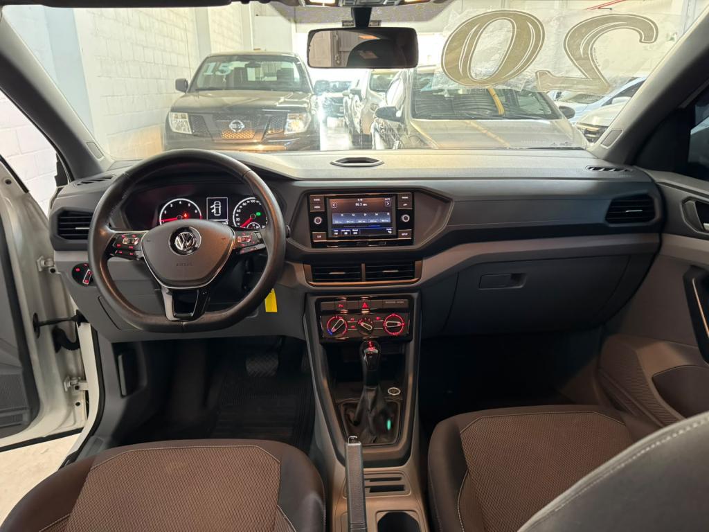 VOLKSWAGEN T-Cross - Foto