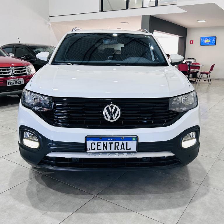 VOLKSWAGEN T-Cross - Foto