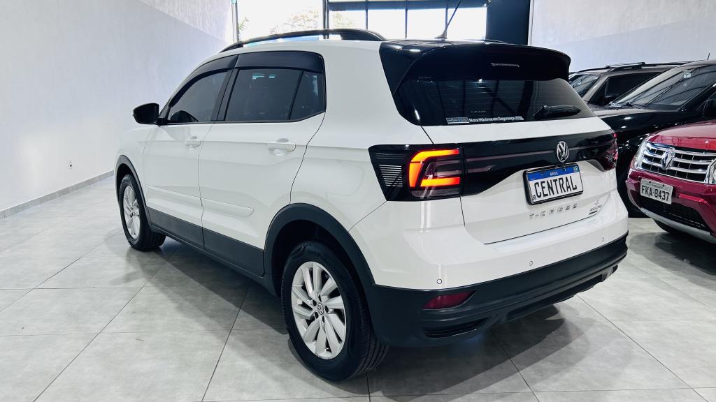 VOLKSWAGEN T-Cross - Foto