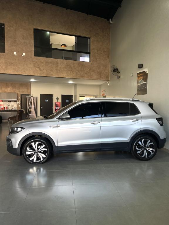 VOLKSWAGEN T-Cross - Foto