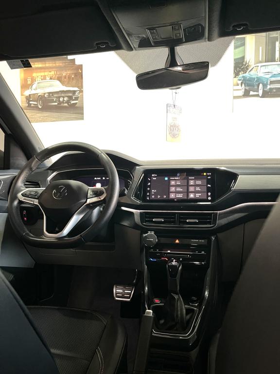 VOLKSWAGEN T-Cross - Foto