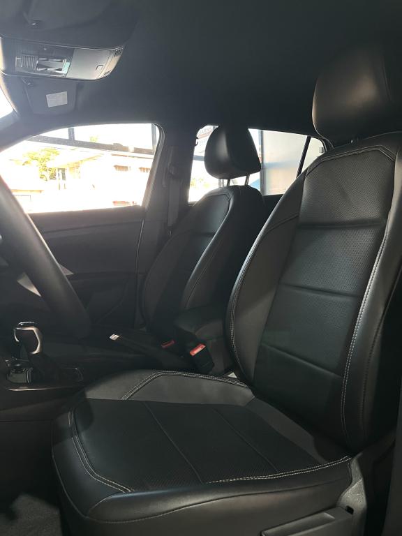 VOLKSWAGEN T-Cross - Foto
