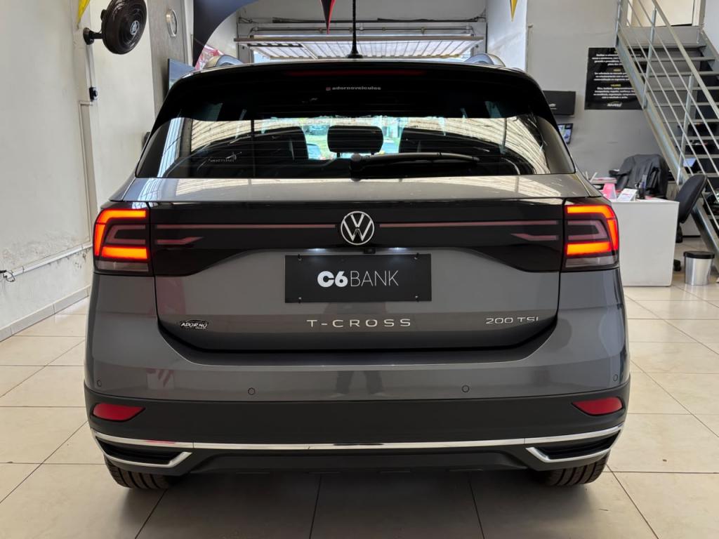 VOLKSWAGEN T-Cross - Foto