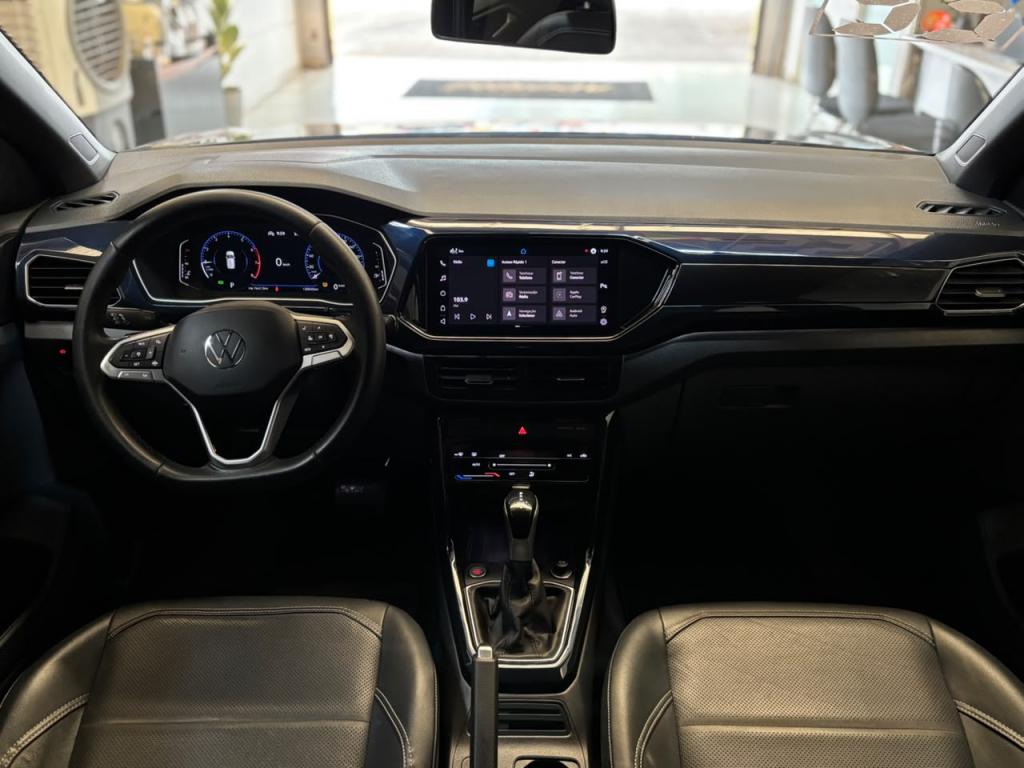 VOLKSWAGEN T-Cross - Foto