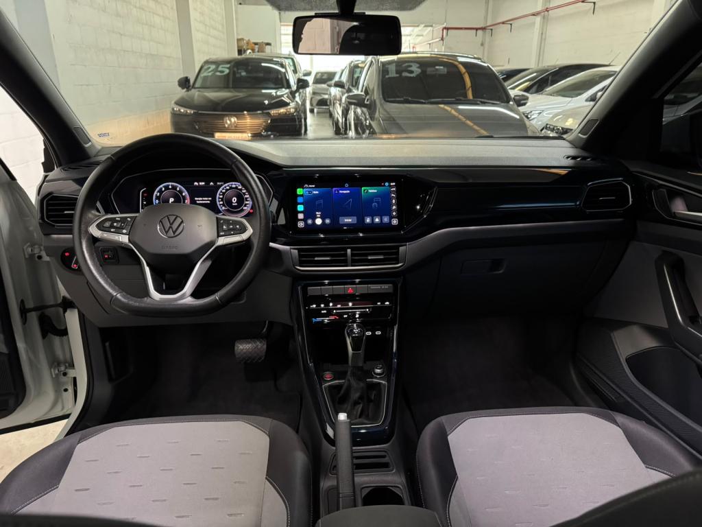 VOLKSWAGEN T-Cross - Foto