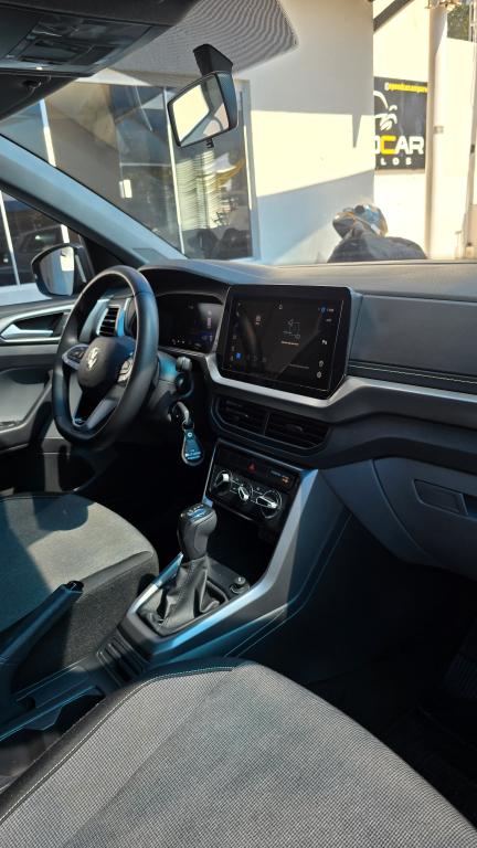 VOLKSWAGEN T-Cross - Foto