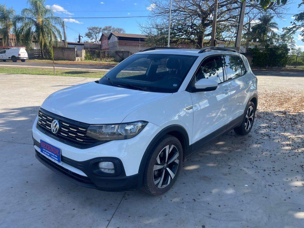 VOLKSWAGEN T-Cross - Foto