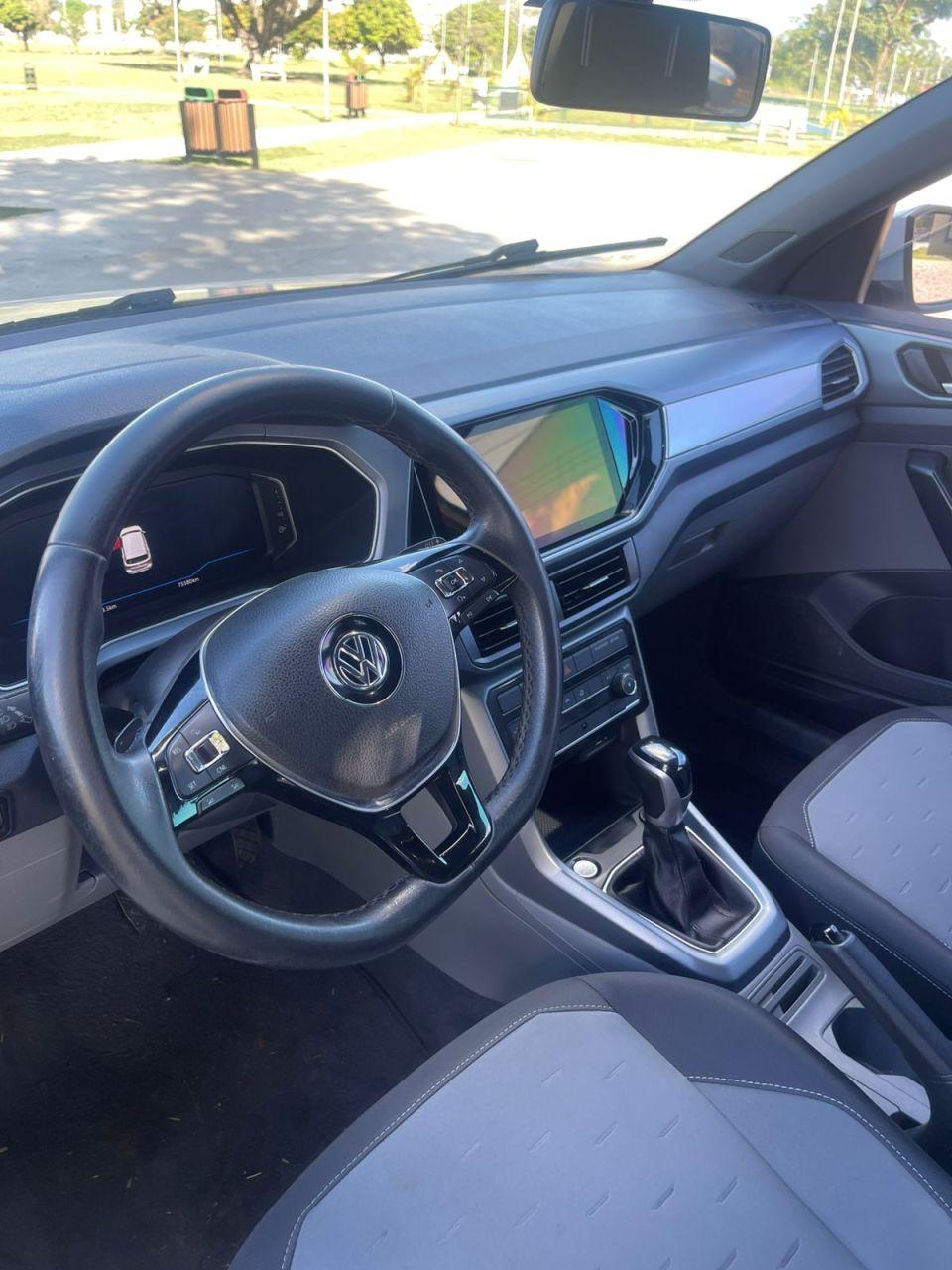 VOLKSWAGEN T-Cross - Foto