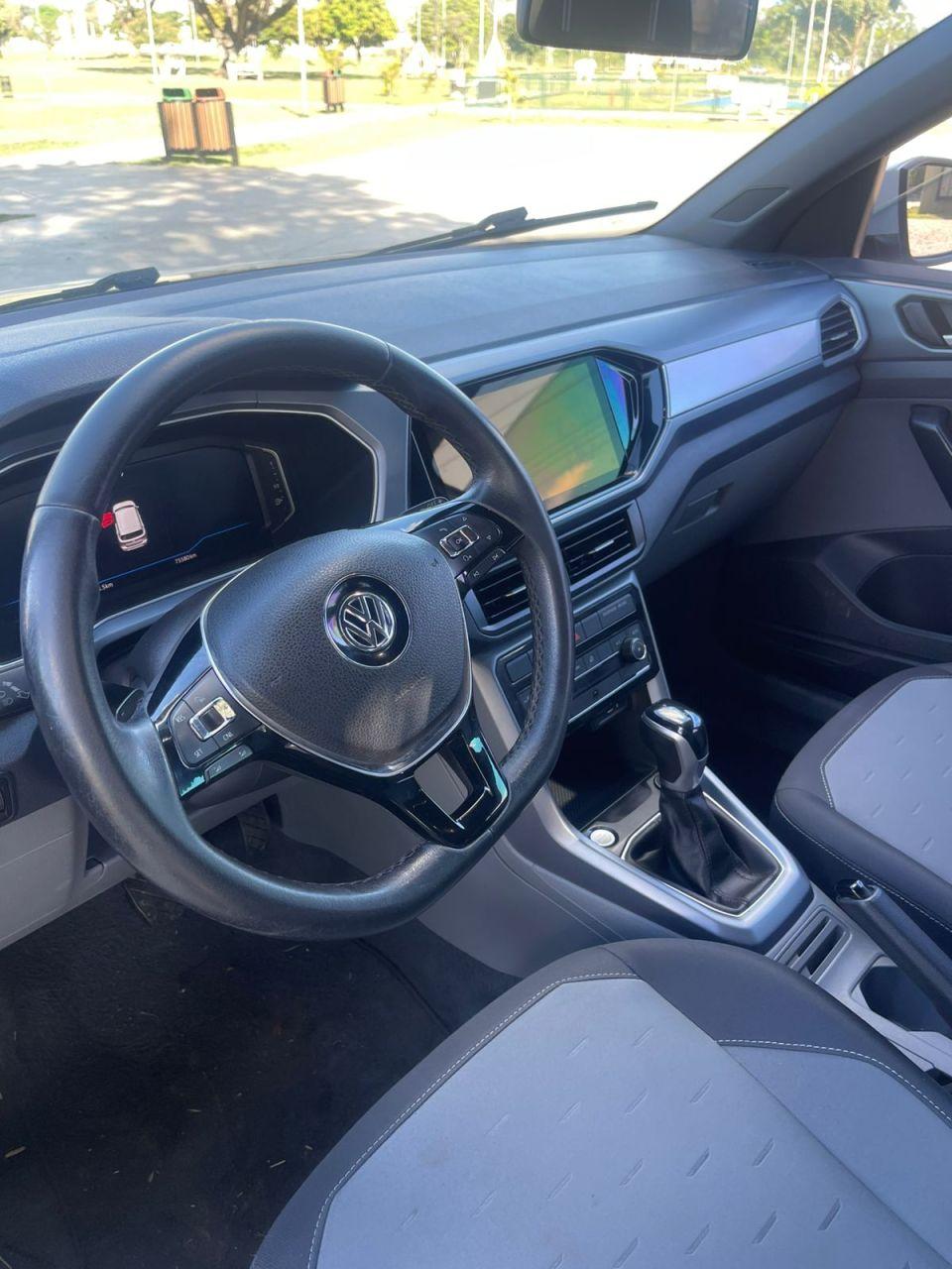 VOLKSWAGEN T-Cross - Foto