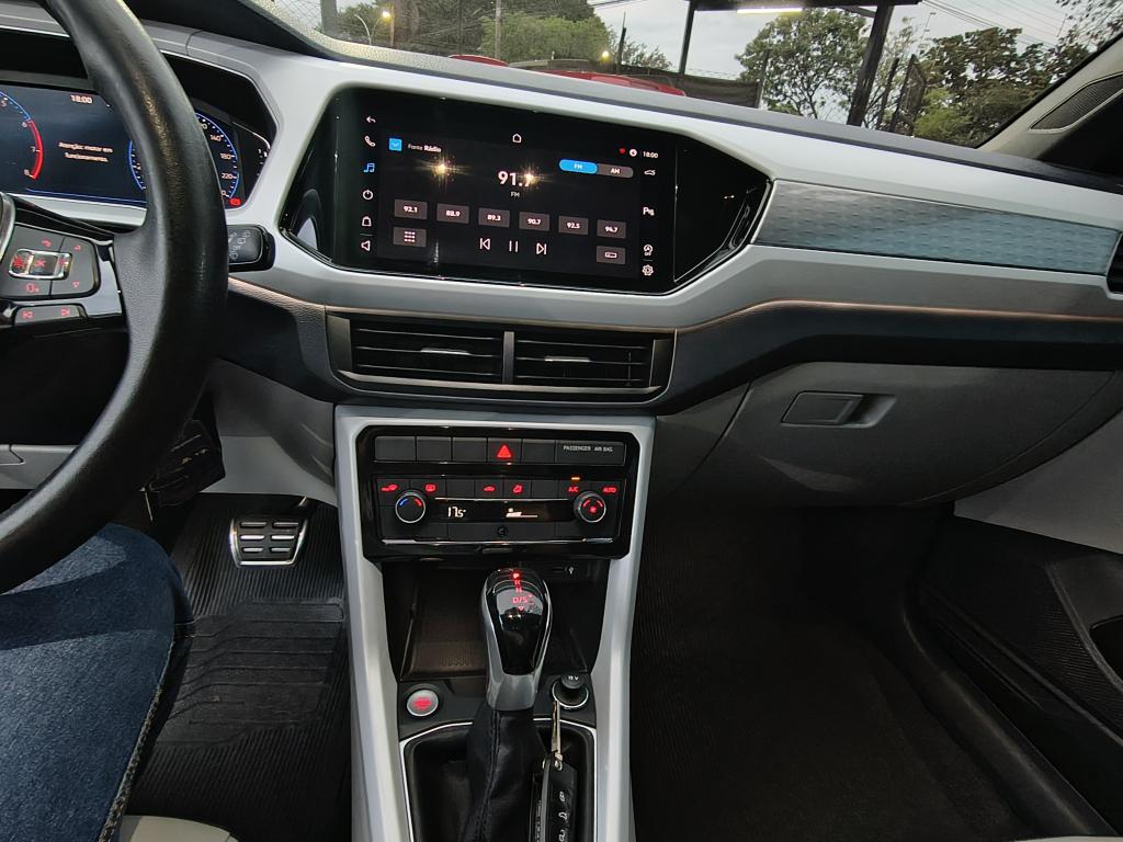 VOLKSWAGEN T-Cross - Foto