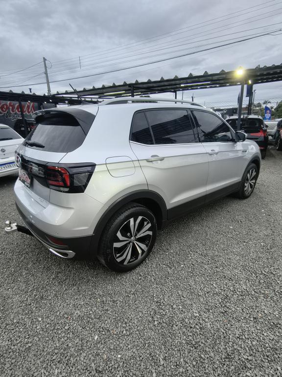 VOLKSWAGEN T-Cross - Foto