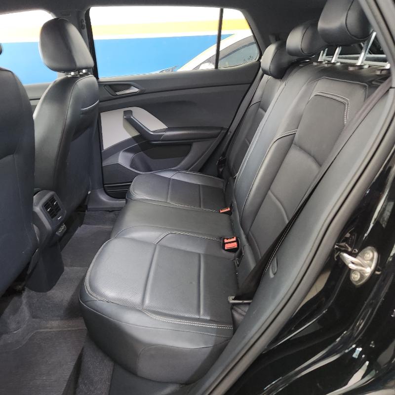 VOLKSWAGEN T-Cross - Foto