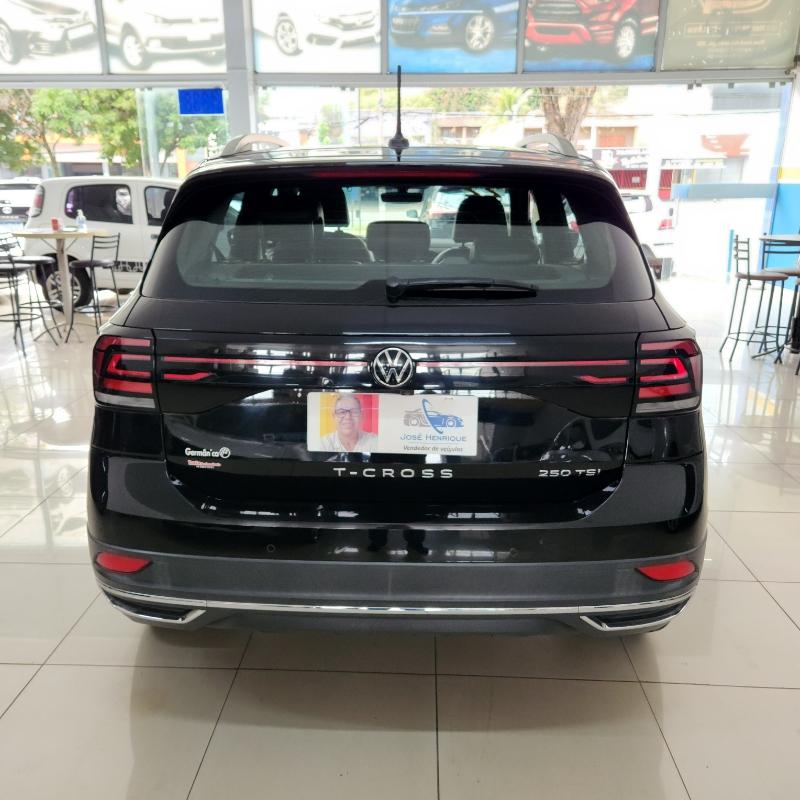 VOLKSWAGEN T-Cross - Foto