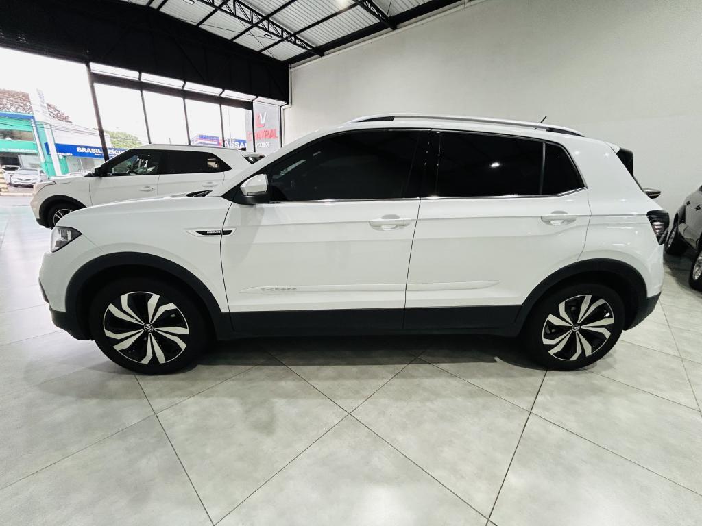 VOLKSWAGEN T-Cross - Foto