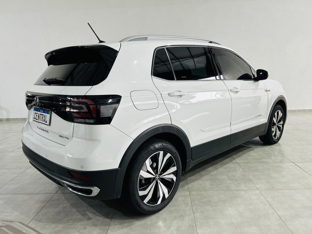 VOLKSWAGEN T-Cross - Foto
