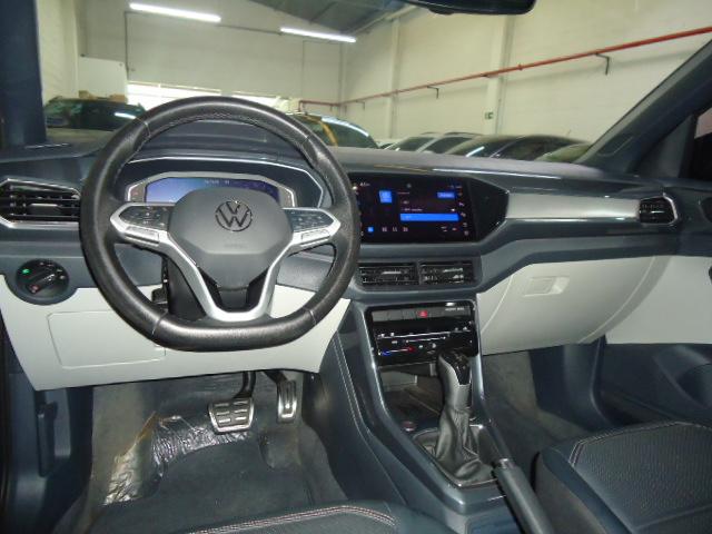 VOLKSWAGEN T-Cross - Foto