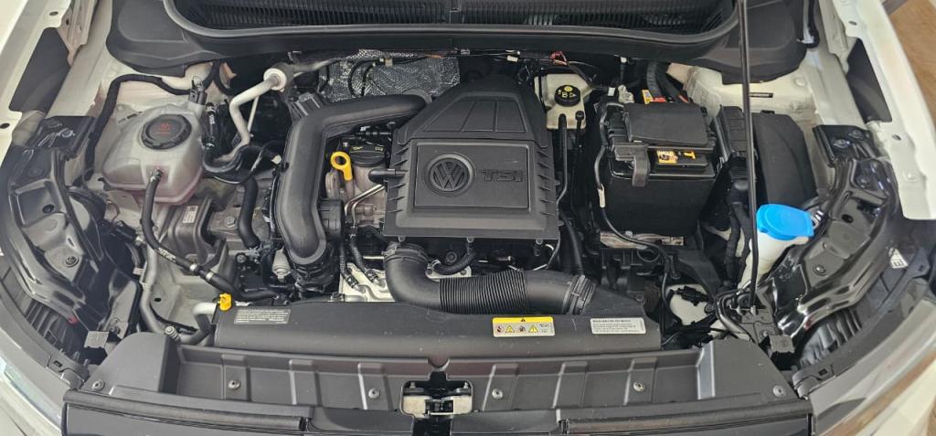 VOLKSWAGEN T-Cross - Foto