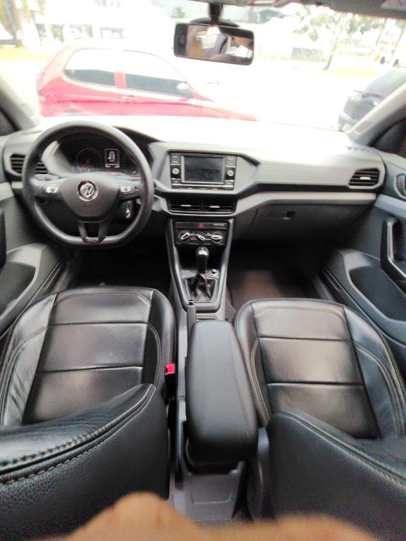 VOLKSWAGEN T-Cross - Foto