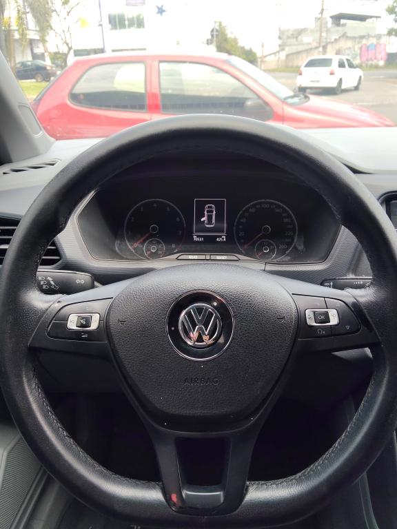 VOLKSWAGEN T-Cross - Foto