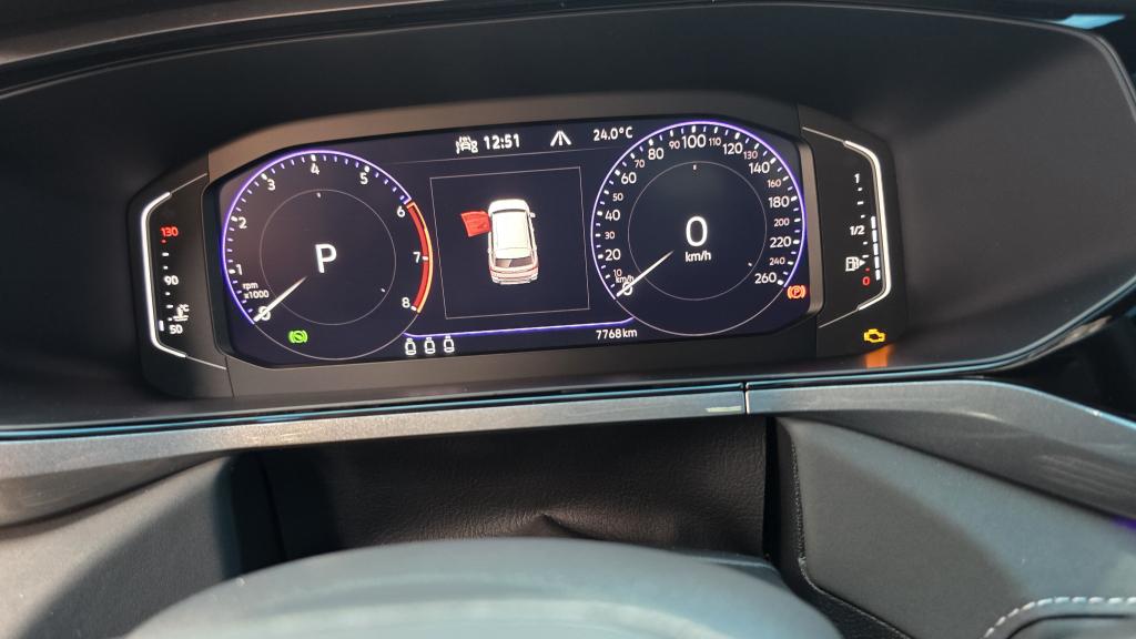 VOLKSWAGEN Taos - Foto