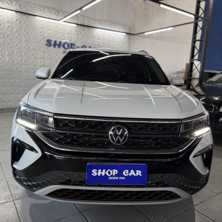 VOLKSWAGEN Taos - Foto