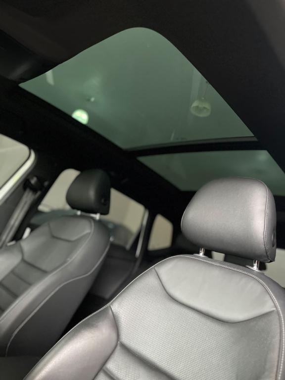 VOLKSWAGEN Taos - Foto