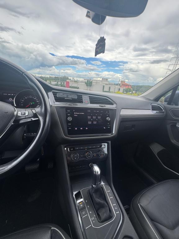 VOLKSWAGEN Tiguan - Foto