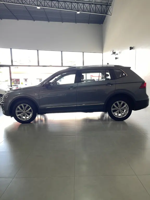 VOLKSWAGEN Tiguan - Foto