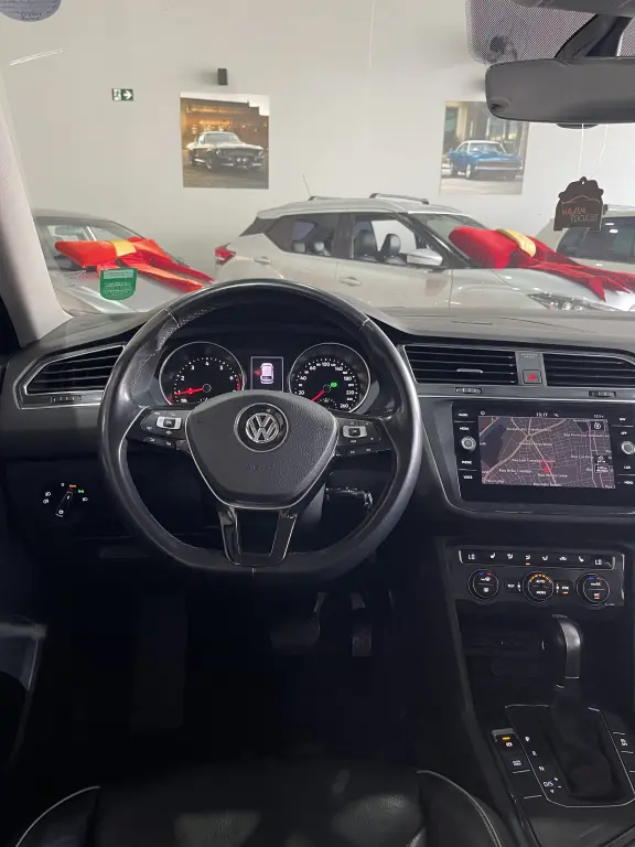 VOLKSWAGEN Tiguan - Foto