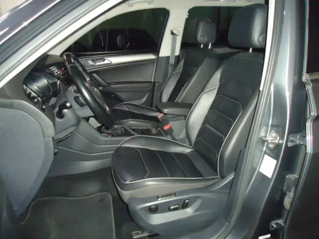 VOLKSWAGEN Tiguan - Foto